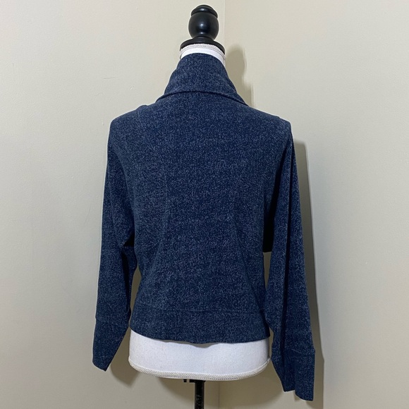 NWT New York and Company Blue Cardigan size Medium - Picture 3 of 6